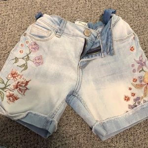 Very great quality mudd Jean shorts